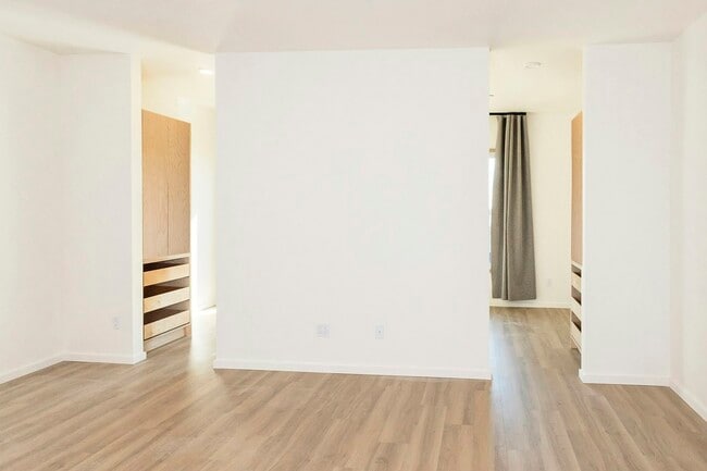 Photo - 1614 6th Ave Unit 201