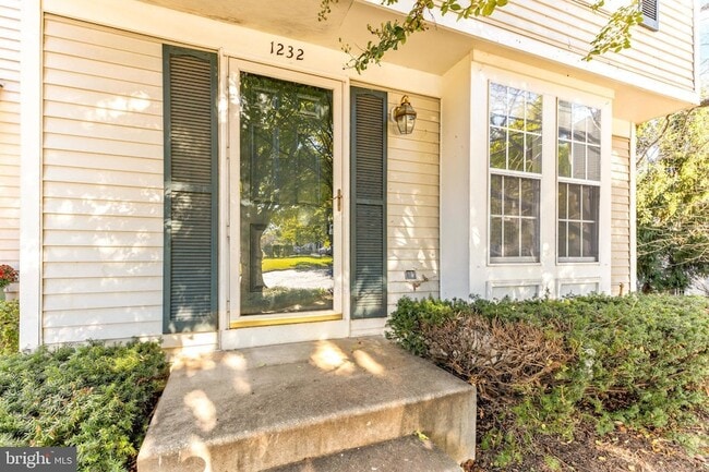 Photo - 1232 Quaker Ridge Dr