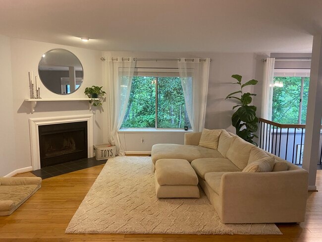 Photo - 1286 Clifden Grn Unit 1286