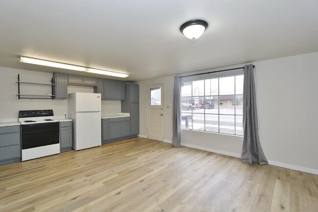 Photo - 812 S Washington Ave