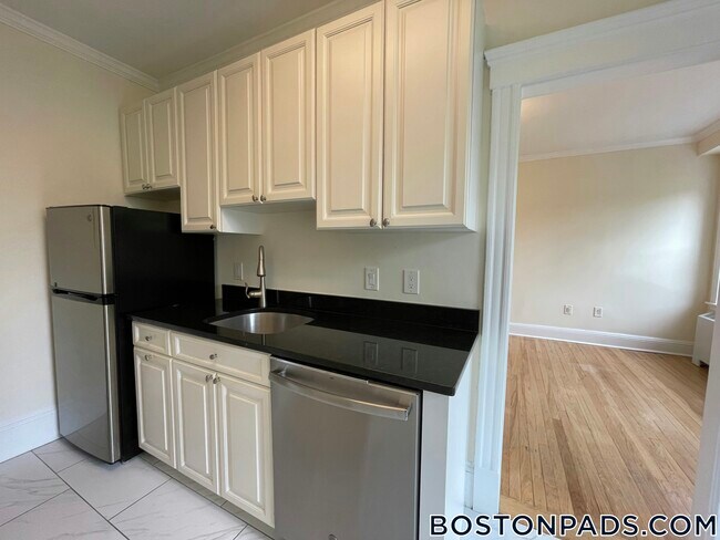 Photo - 26 Chauncy St Unit 12