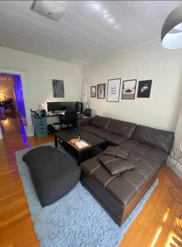 Photo - 18 Euston St Unit 4