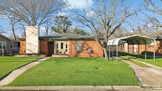 Building Photo - 3002 Danforth Memorial Dr Rental