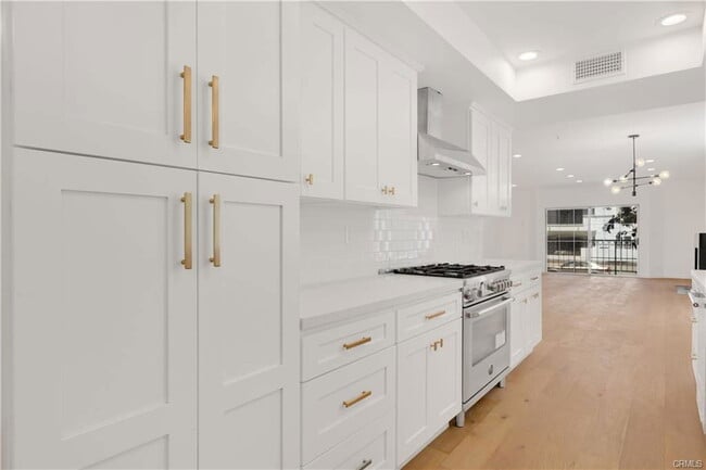 Photo - 1871 Greenfield Ave Unidad 102