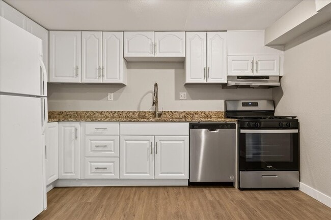 Photo - 1736 King St