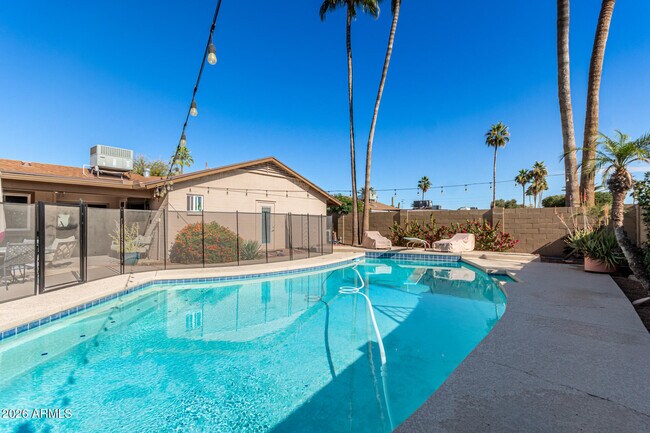 Photo - 3927 E Cortez St