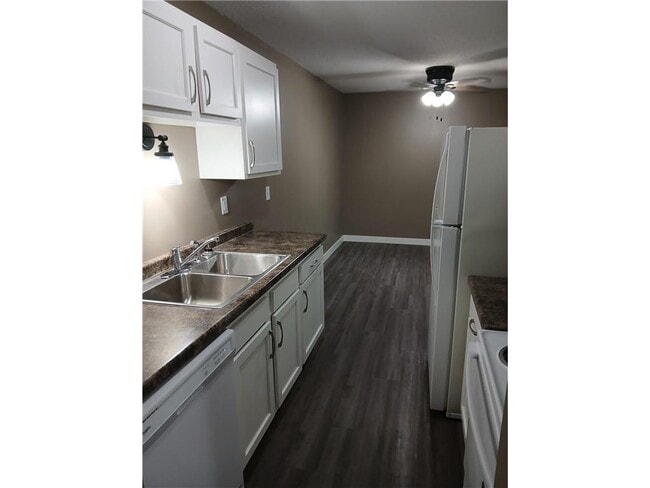 Photo - 801 Pearl Ave Unidad 103