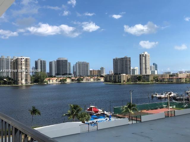 Building Photo - 2780 NE 183rd St Unit 506