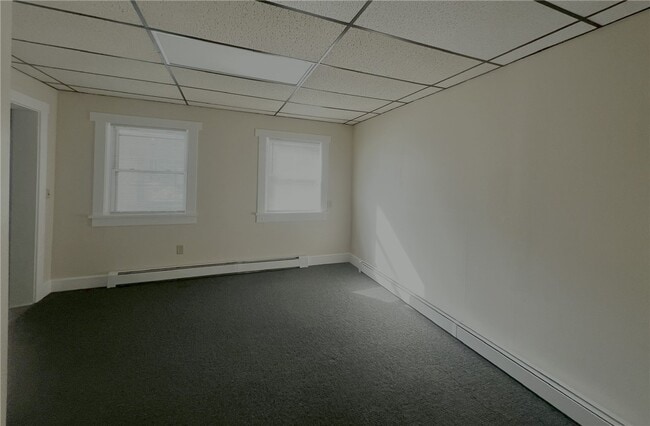 Building Photo - 352 Maple Ave Rental