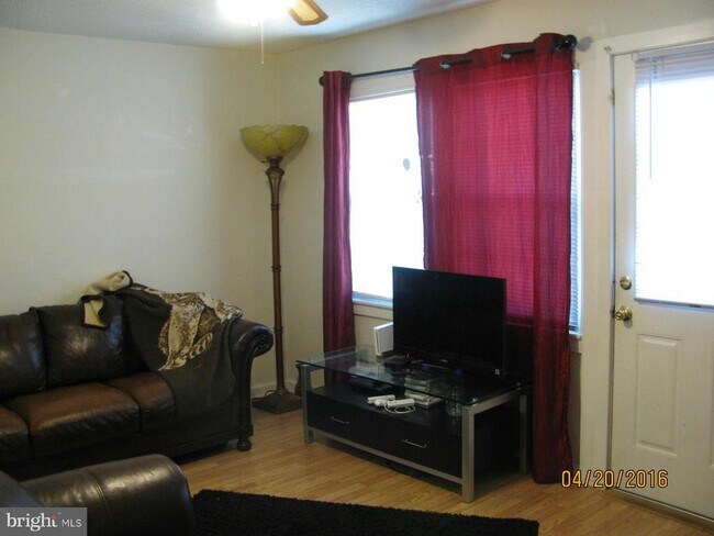 Photo - 37 Evans Ln