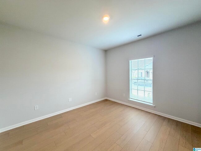 Photo - 204 Stockyard Cir