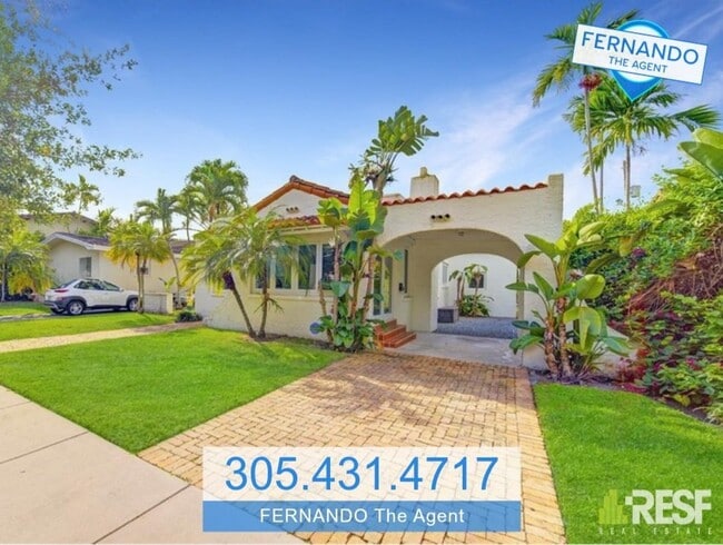 Photo - 1212 Medina Ave