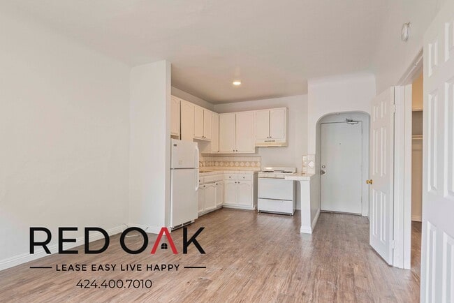 Photo - 706 N St Andrews Pl Unidad 204