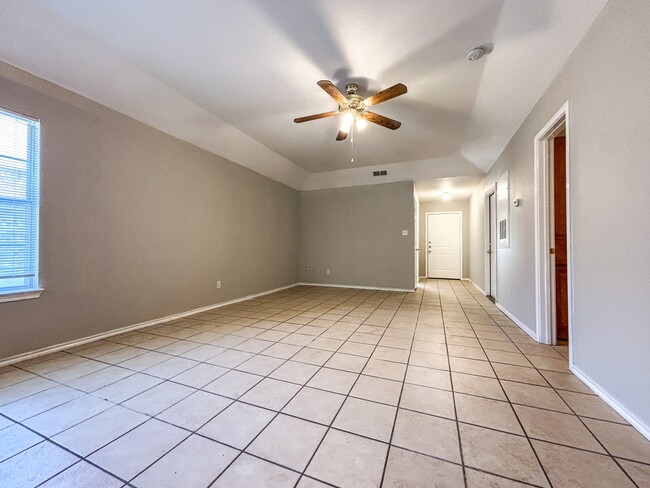 Photo - 1133 Misty Acres Dr Casa