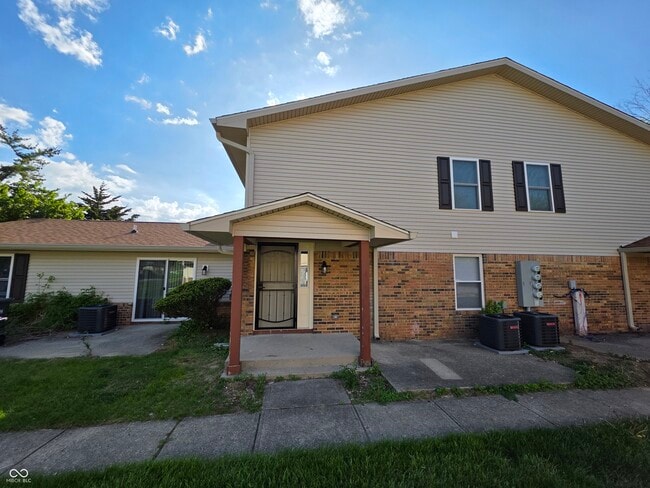 Building Photo - 10207 Penrith Dr