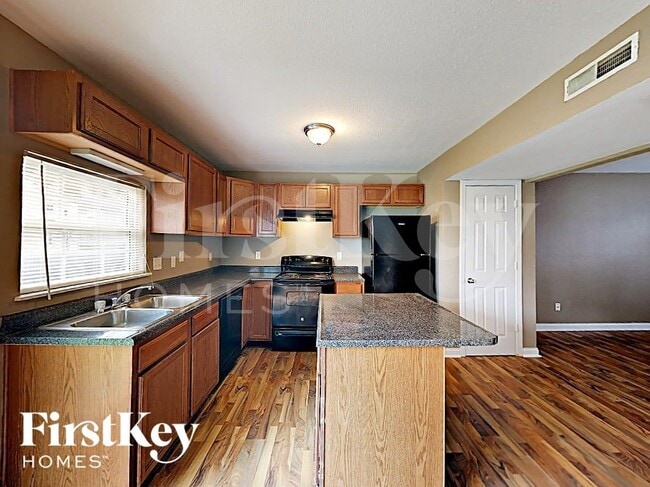 Photo - 3944 Hornickel Dr