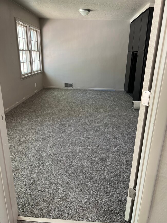 Photo - 2401 Van Buren Ave Unit 2401 Van Buren