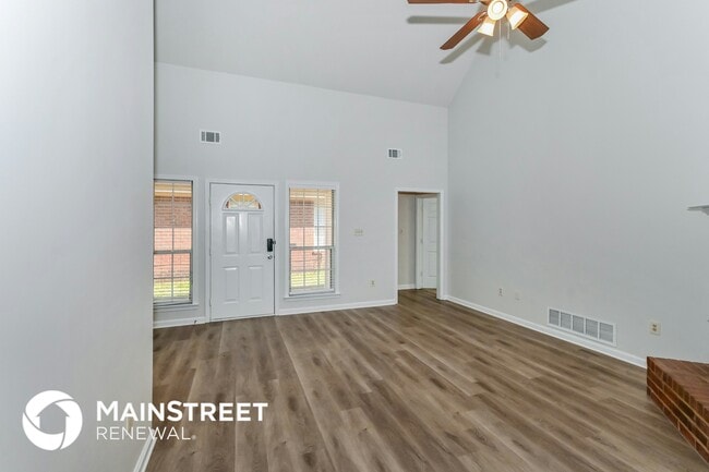 Photo - 7658 Davis Pkwy