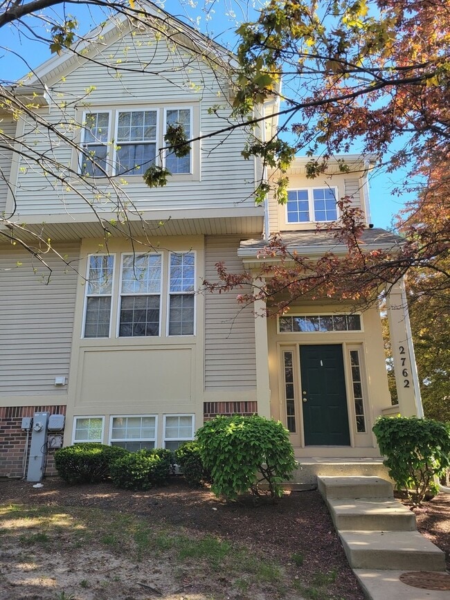 Photo - 2762 N Greenwood Ave Townhome