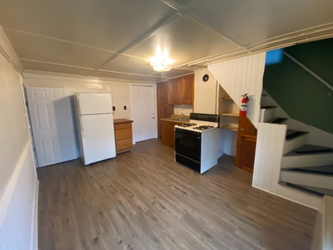 Photo - 82 Maple St Unit 6