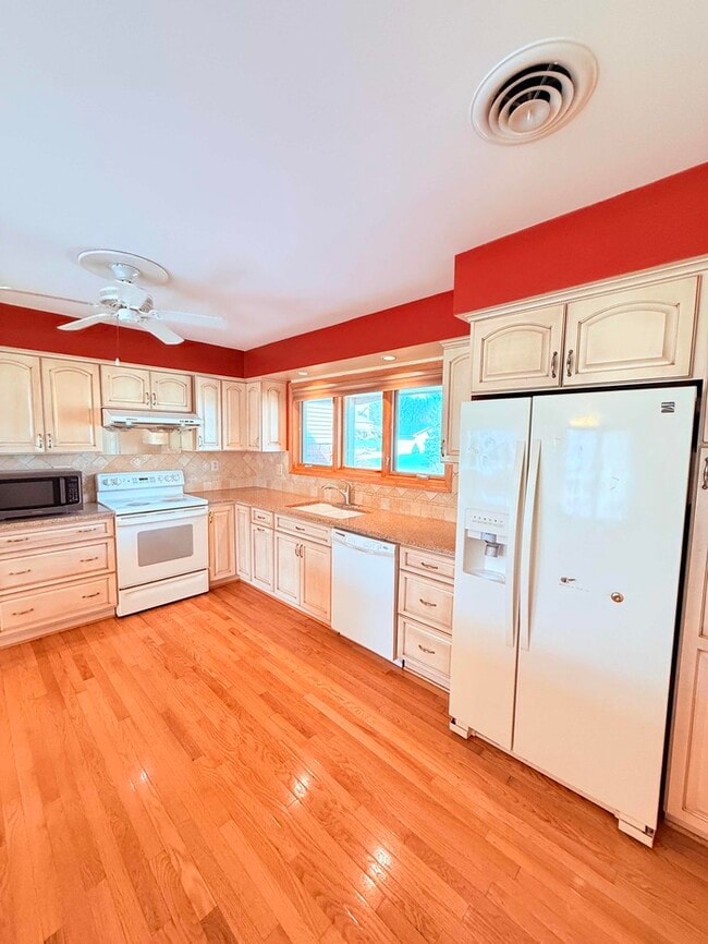 Photo - 42021 Banbury Ct