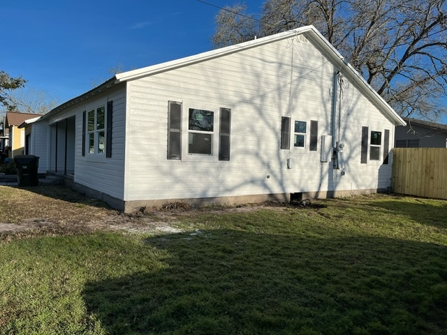 Photo - 1003 Ave G