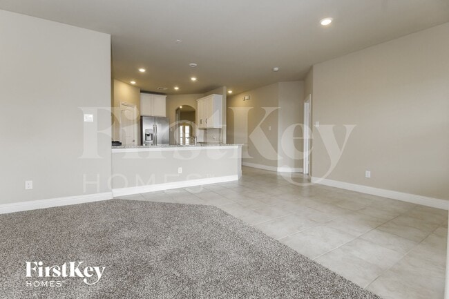 Photo - 16209 Weymouth Dr