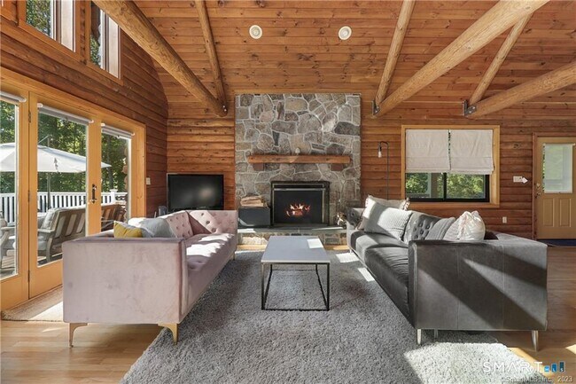53 Swaller Hill Rd