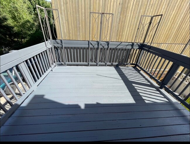 Photo - 1313 S American St