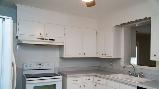 Photo - Four bedroom in Nashville