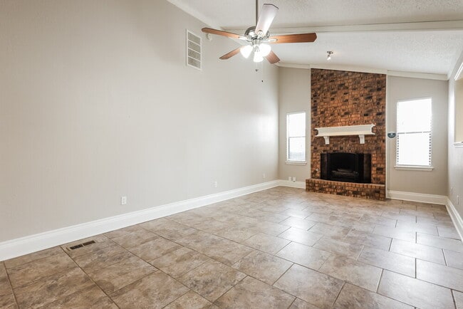 Photo - 12913 Heron Ln