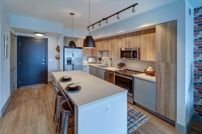 Novo Las Olas apartments — community photo