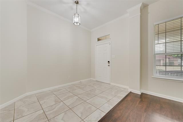 Photo - 832 Ridge Point Dr