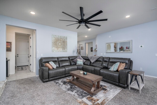 Photo - 750 W Torino Pl