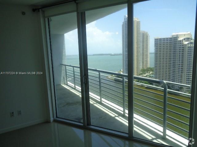 Building Photo - 325 S Biscayne Blvd Unit 2417 Rental