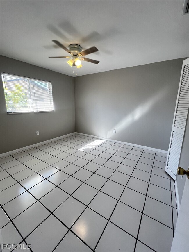 Photo - 609 SE 23rd Pl