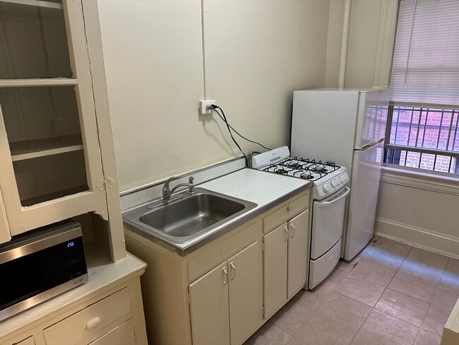 Photo - 1811-1815 S St NW Unit 107