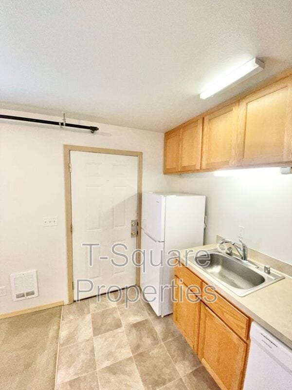 Photo - 717 Cedar Ave