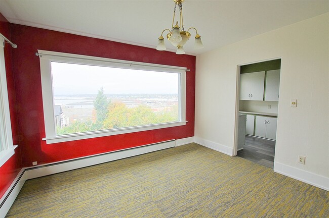 Photo - Bay View Living Near WWU – 1 & 3 Bedroom Units Unit #1