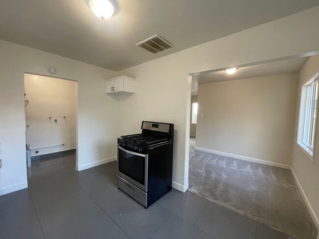 Photo - YUKON 13717-13719 Unidad 13719