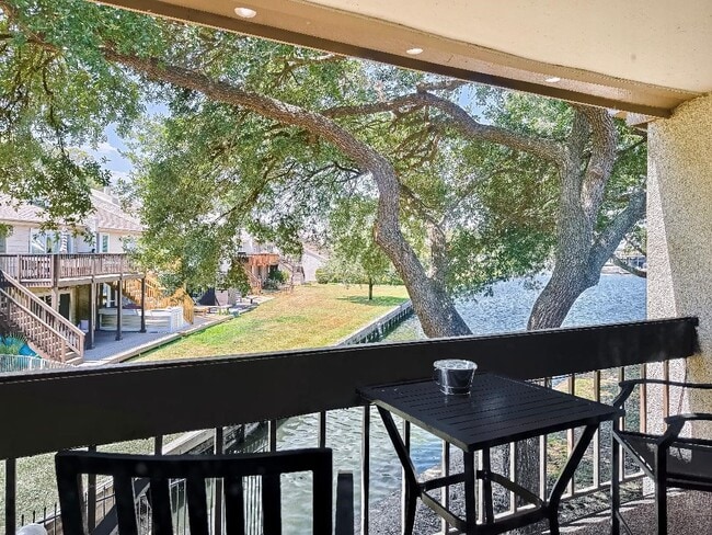 Photo - 12100 Melville Dr Unit 628