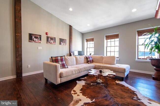 Photo - 19 N 3rd St Unit 5