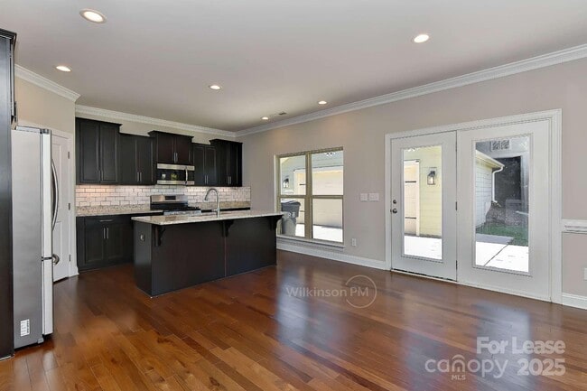 Photo - 8765 Aspinwall Dr