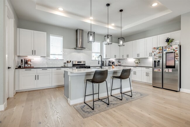 Photo - 4804 Gano St