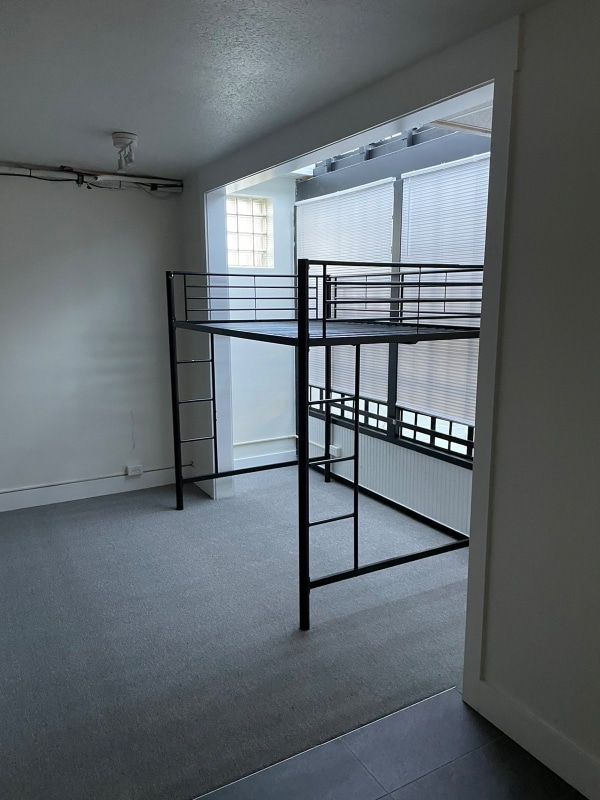 Photo - 416 E Main St