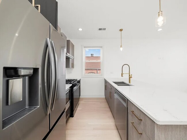 Photo - 2700 W Jackson Blvd Unidad 2