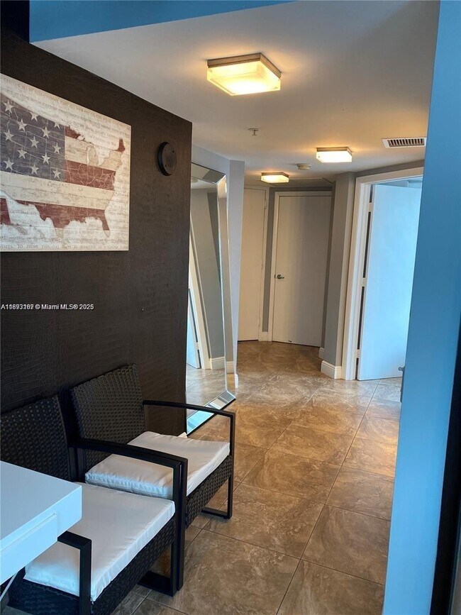 Photo - 41 SE 5th St Unit 717