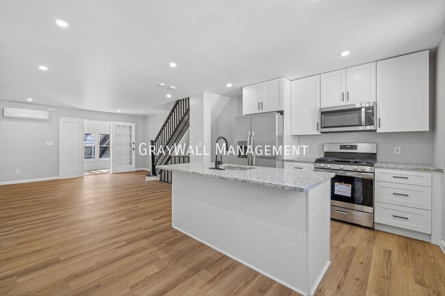 Photo - 216 Wright Ave