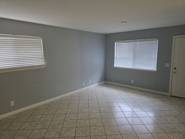 Photo - 2 bedrrom 1 bath