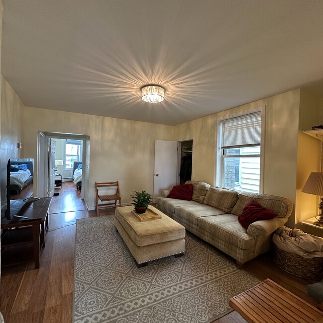 Photo - 160 Hopkins Ave Unit 2